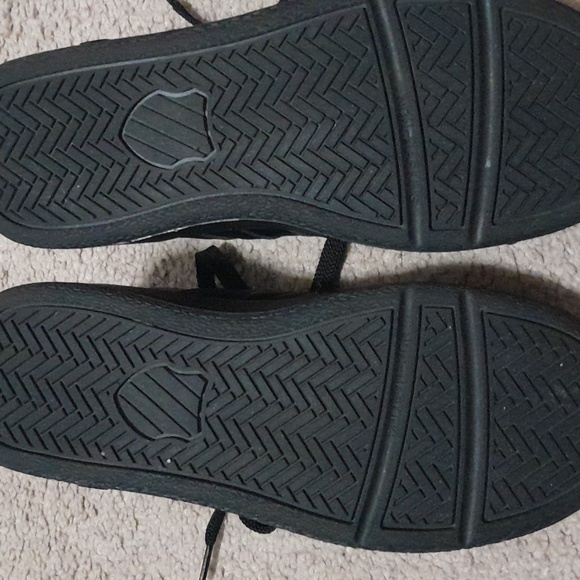 K SWISS - Picture 4 of 5